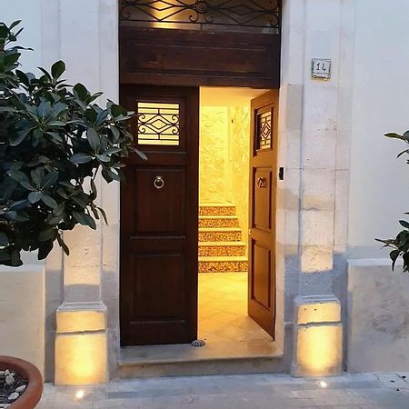 Apartament Palazzo Giufa Syrakuzy Zewnętrze zdjęcie