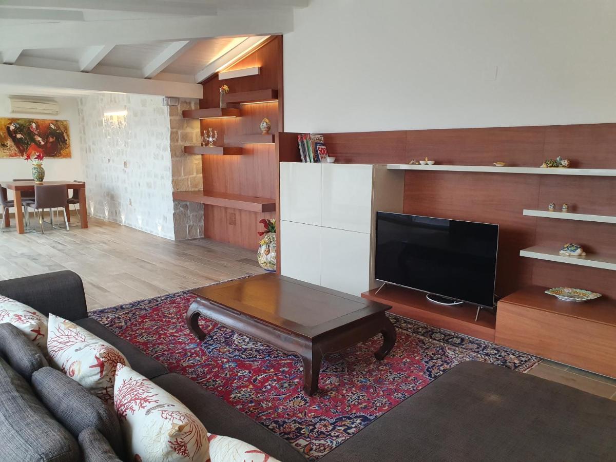 Apartament Palazzo Giufa Syrakuzy Zewnętrze zdjęcie