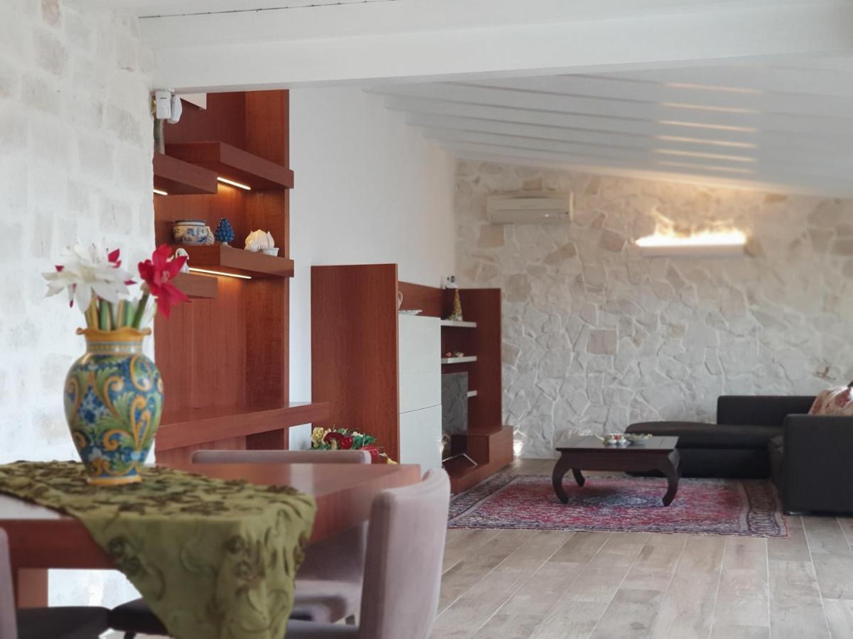 Apartament Palazzo Giufa Syrakuzy Zewnętrze zdjęcie